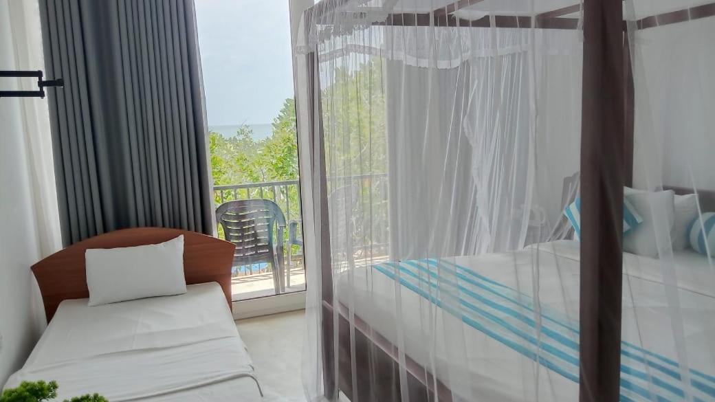 Ocean Moon Hotel Mirissa Eksteriør billede